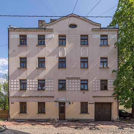 Top-Floor Studio With Courtyard View In Unesco Area, Murnieku Street Residence รีกา ภายนอก รูปภาพ
